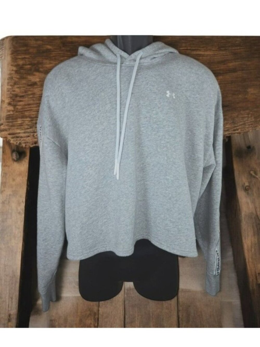 Under Armour Womens XL Gray Loose Fit Hoodie Sweatshirt With Logo Arm Detail